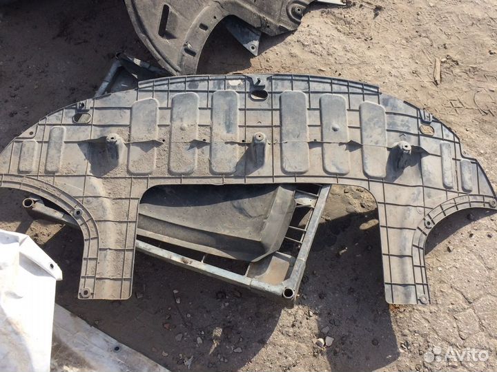 Защита пыльник переднего бампера Kia Rio 4