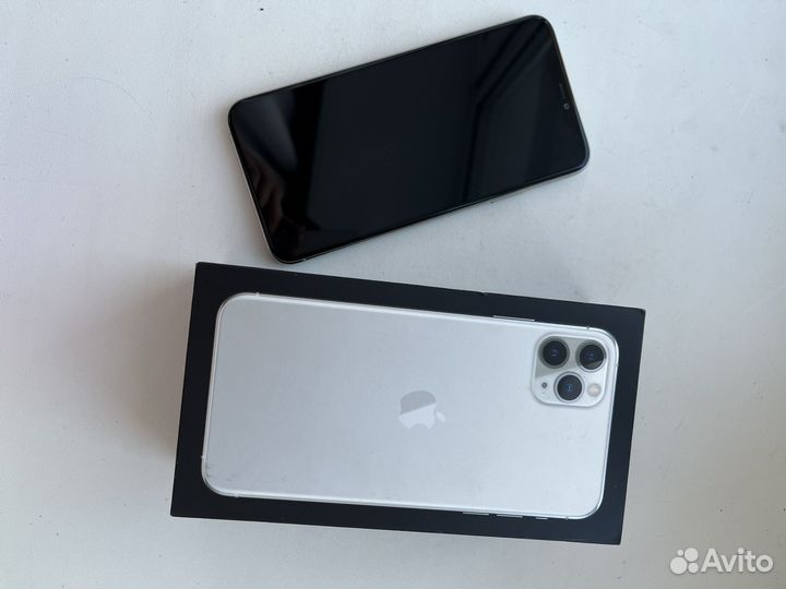 iPhone 11 Pro Max, 64 ГБ