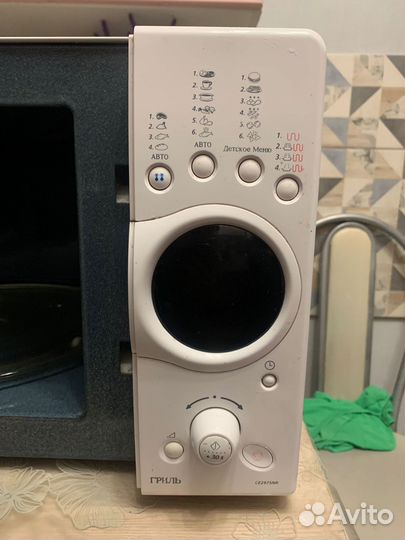 Микроволновка с грилем