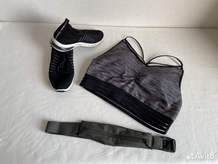Кроссовки и топ для спорта