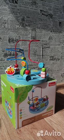 Развивающие игрушки