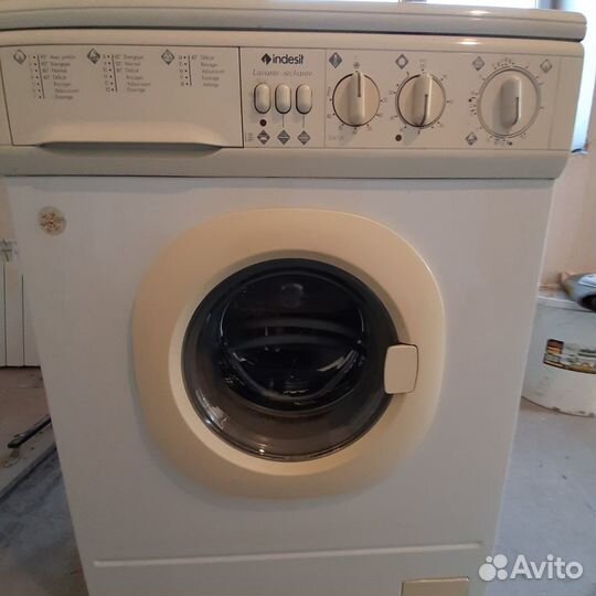 Стиральная машина Indesit,на з/ч