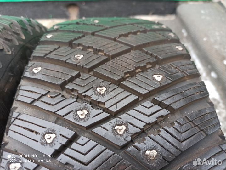 Goodyear Ultragrip Ice Arctic 205/55 R16
