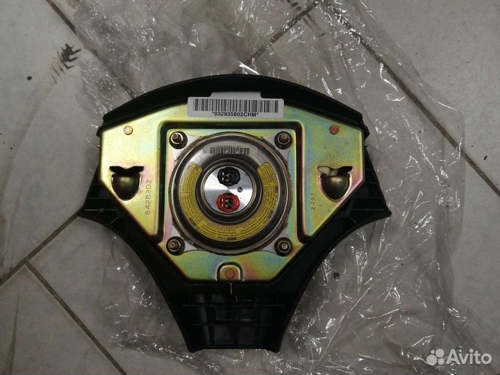 Подушка безопасности водителя Тойота Селика ZZT23#