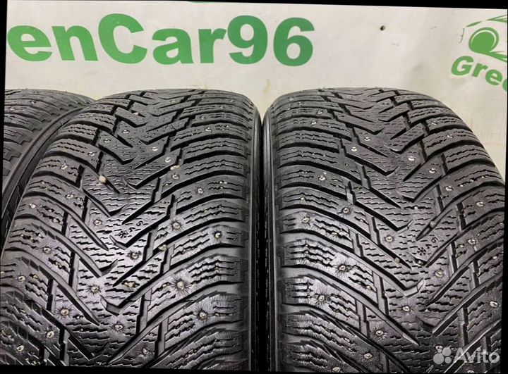 Nokian Tyres Hakkapeliitta 8 235/55 R17