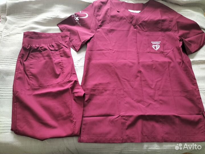 Медицинская форма, медицинский халат