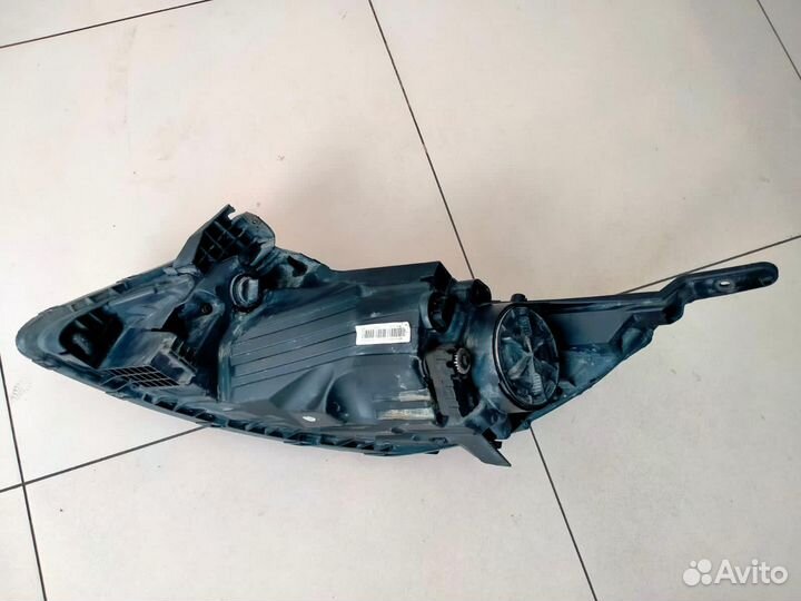 Фары на Kia Rio