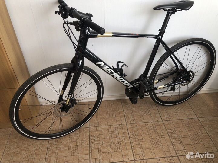 Велосипед Merida Speeder 900