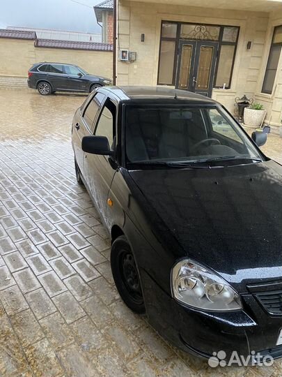 Капот приора