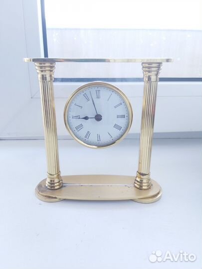 Настольные часы