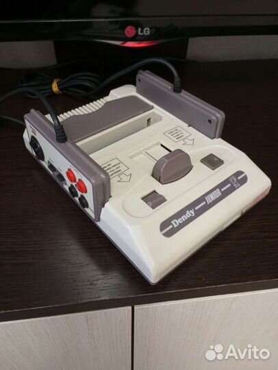 Игровая приставка steepler dendy junior 90х