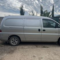 Hyundai H-200 2.5 MT, 2000, 463 273 км, с пробегом, цена 450 000 руб.