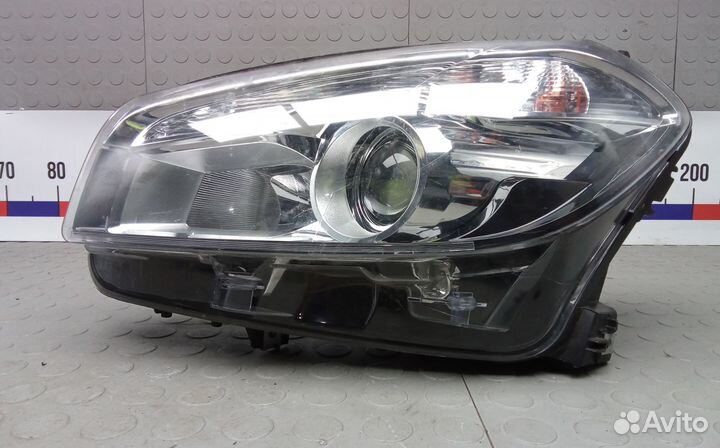 Фара Nissan Qashqai J10 (2006-2014)