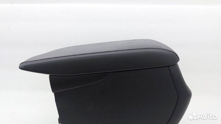 Б/У Б/У Подлокотник Состояние хорошее, оригинал