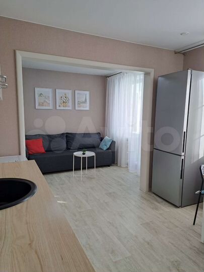 2-к. квартира, 43 м², 2/5 эт.