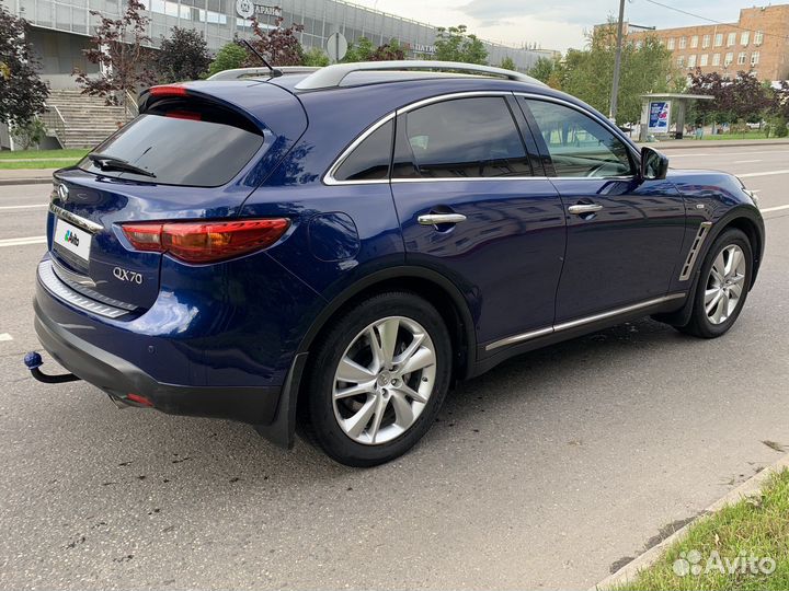 Infiniti QX70 3.7 AT, 2014, 76 050 км