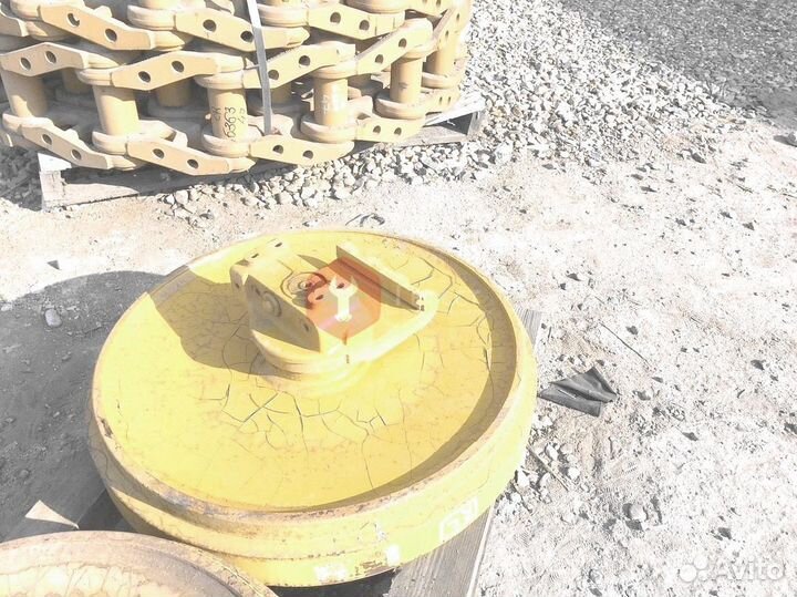 Колесо направляющее Hitachi EX100-3 9143388