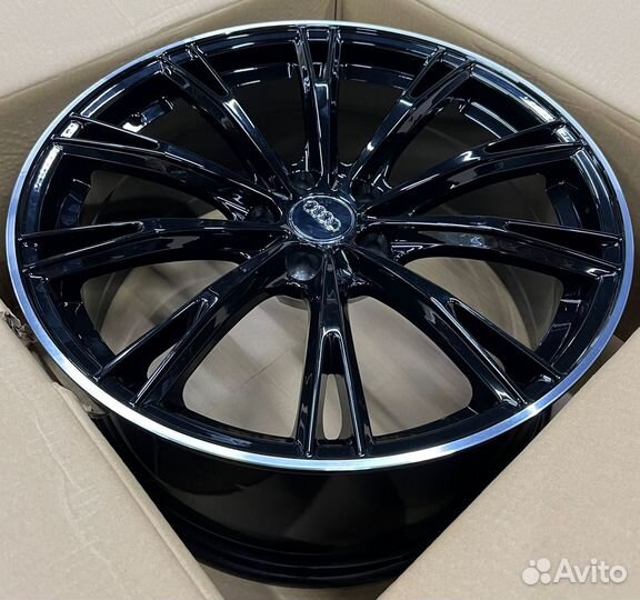 Диски на Audi Ауди Q8 R22