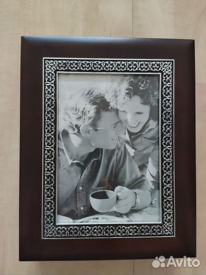 Шкатулка деревянная с фоторамкой