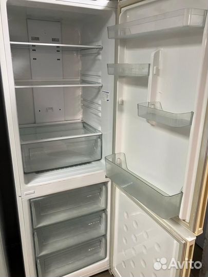 Холодильник бу Samsung