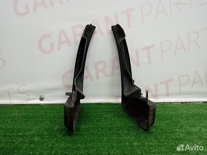 Брызговик задний Cadillac Cts 2