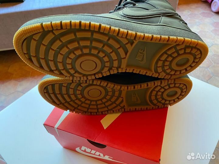 Кроссовки мужские nike