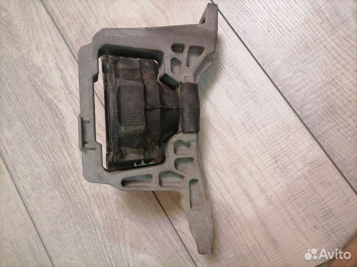 Опора двигателя ford kuga2