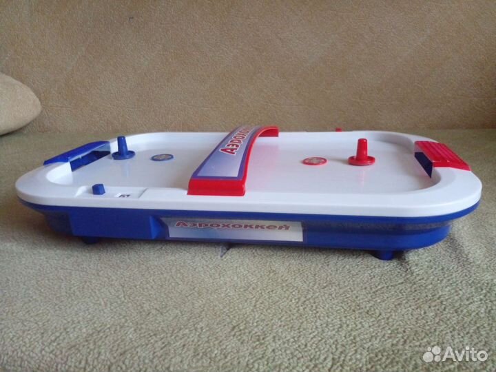 Настольный аэрохоккей