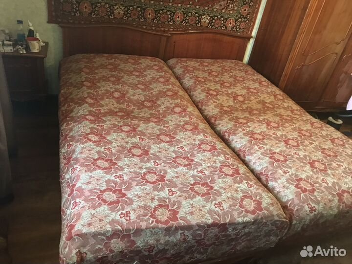 Спальный гарнитур бу