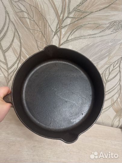 Чугунная сковорода СССР 26 см