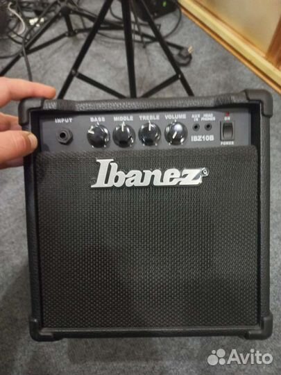 Комбоусилитель Ibanez IBZ 10B