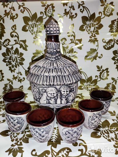 Графин и рюмки керамические