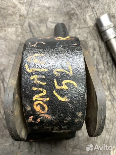 Опора двигателя (подушка двс) hyundai Sonata