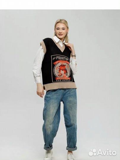 Жилетка женская вязаная