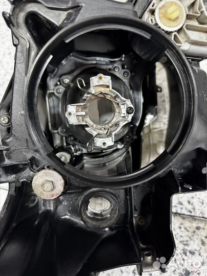 Левая фара toyota camry 50 ксенон