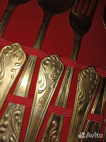 Набор столовых приборов