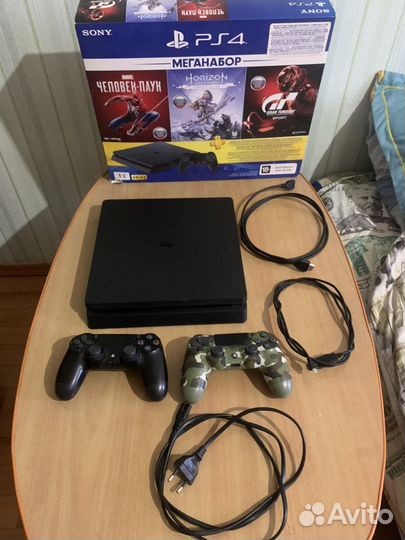 Игровая приставка Sony PlayStation 4 slim