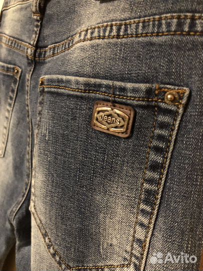 Джинсы