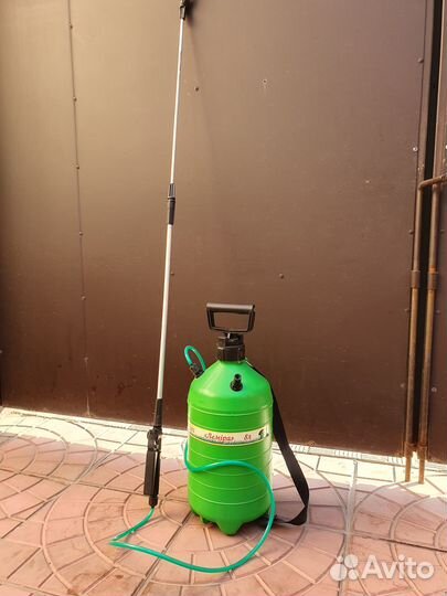 Опрыскиватель помповый