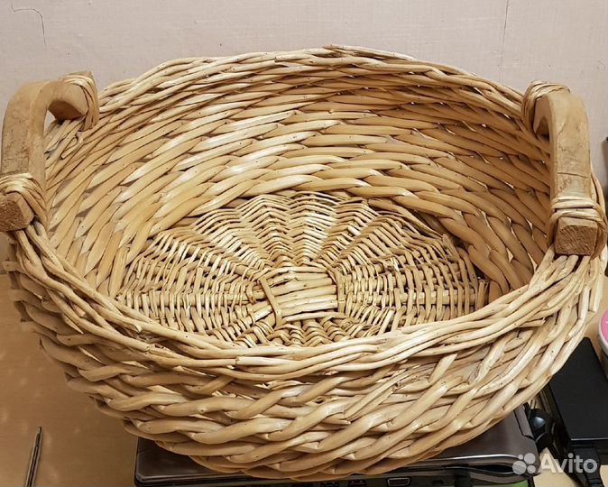 Корзина плетеная круглая