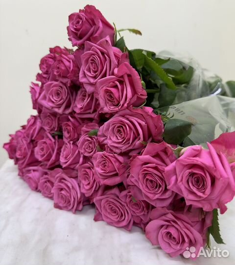 Розы и букеты из роз с доставкой