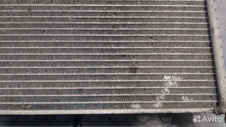 Радиатор охлаждения двигателя Dacia Logan, 2014