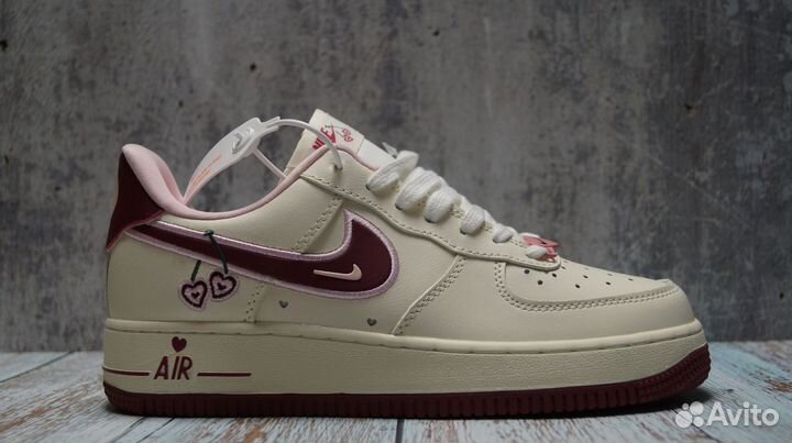 Кроссовки Nike Air Force 1