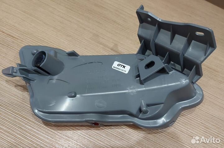 Катафот Фонарь задний правый Toyota Rav 4