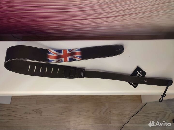 Кожаный гитарный ремень Perri's P25LSS-33