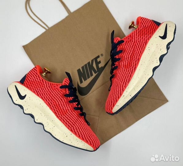 Кроссовки женские Nike Motiva