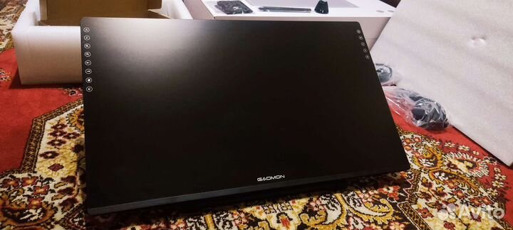 Графический планшет с экраном Gaomon PD2200