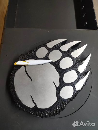 Подставка под горячее след медведя.Под казаны, сад