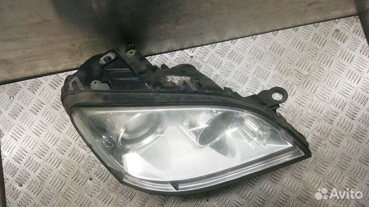 Фара правая mercedes benz M-class 2005 2006