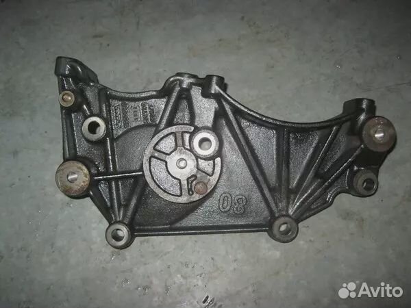 1900380 Кронштейн компрессора кондиционера D13 Ска